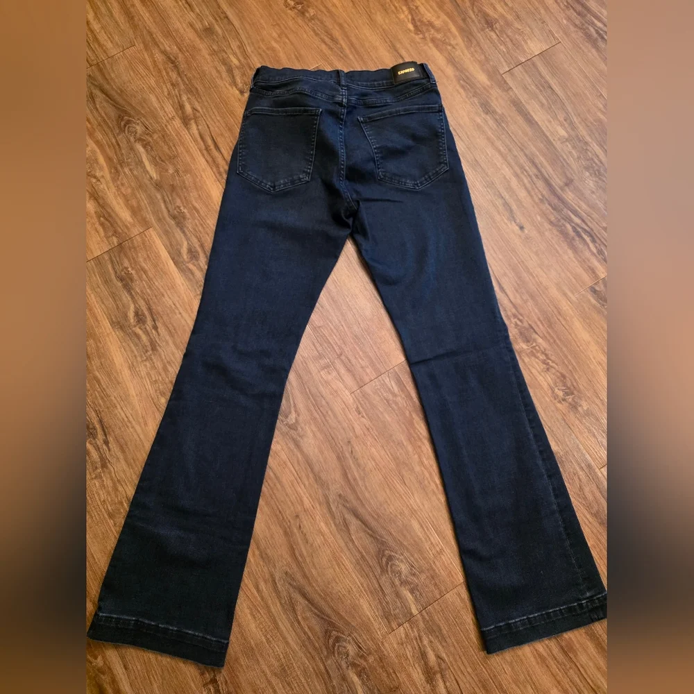 Express Boot Cut Stretch Mid Rise Jeans - Picture 2 of 4